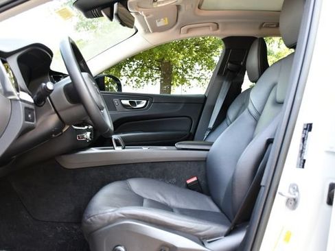Certified 2023 Volvo XC60 B5 Plus w/ Climate Package AWD/4WD image 12