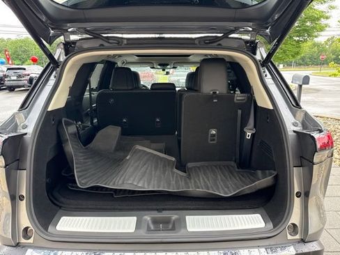 Certified 2023 INFINITI QX60 Luxe w/ Cargo Package AWD/4WD image 28