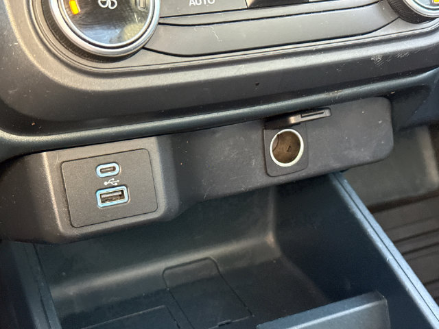 Used 2022 Ford Maverick XLT FWD image 26