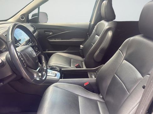 Used 2020 Honda Pilot Touring image 19