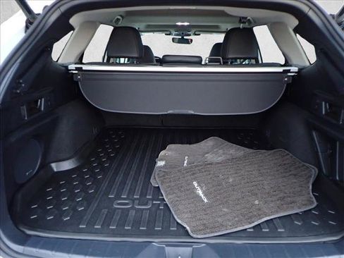 Certified 2024 Subaru Outback Limited image 8