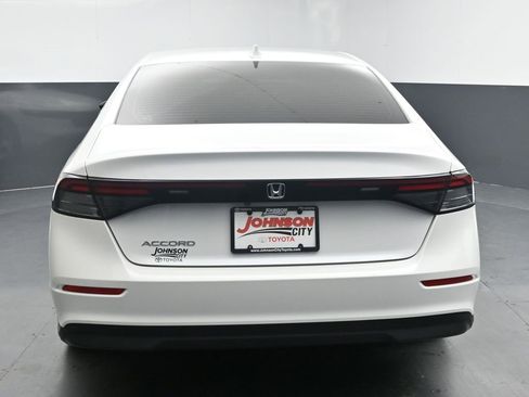 Used 2023 Honda Accord LX image 7