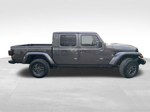 New 2026 Jeep Gladiator Sport image 8
