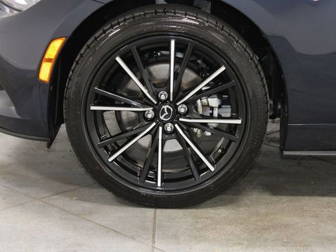 Used 2025 MAZDA MX-5 Miata RF Grand Touring RWD image 18