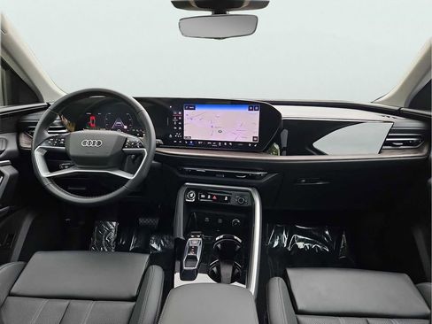Certified 2025 Audi Q5 Premium Plus w/ Premium Plus AWD/4WD image 34