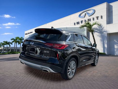 Used 2025 INFINITI QX50 Luxe AWD/4WD image 7