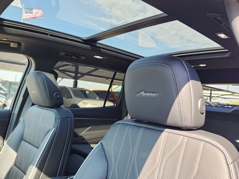 New 2026 Buick Enclave Avenir w/ Super Cruise Package image 17