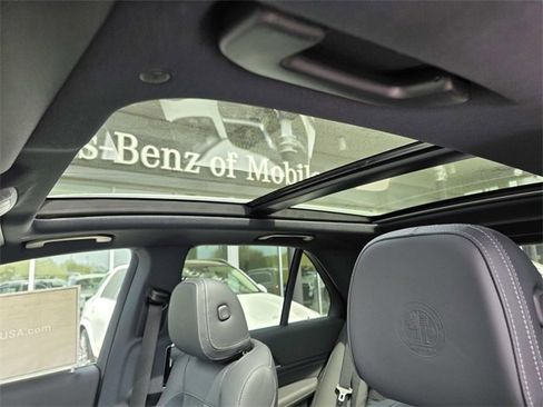 New 2025 Mercedes-Benz GLE 53 AMG 4MATIC image 8