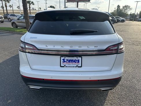 Certified 2021 Lincoln Nautilus Reserve w/ Equipment Group 201A image 5