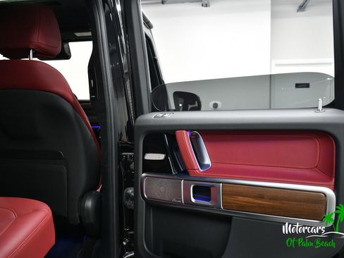 Used 2025 Mercedes-Benz G 63 AMG 4MATIC image 44