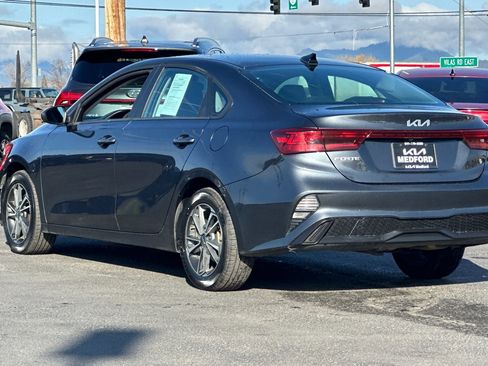 Used 2024 Kia Forte LXS image 7