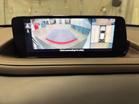 Used 2024 MAZDA CX-30 2.5 Turbo w/ Premium Plus Pkg image 8