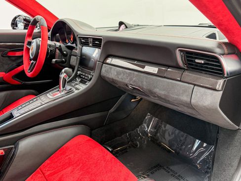 Used 2018 Porsche 911 GT2 RS RWD image 14