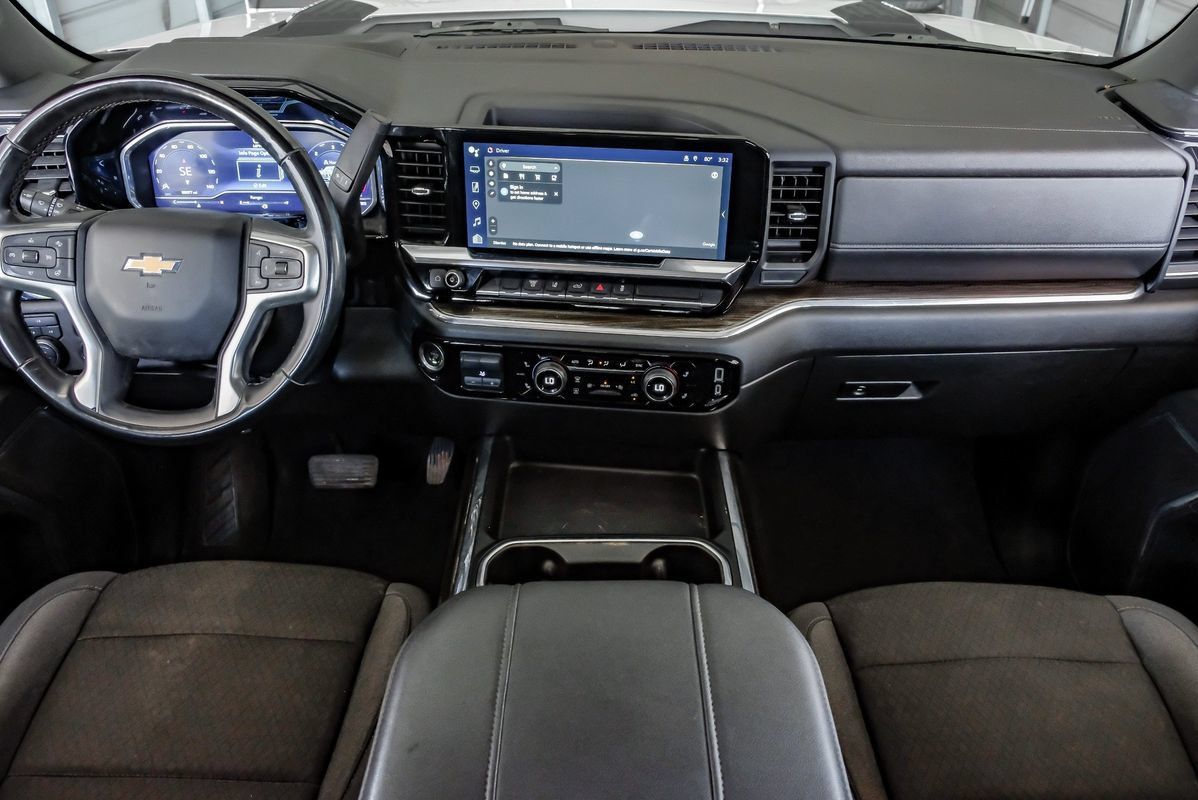 Used 2024 Chevrolet Silverado 3500 LT w/ Convenience Package AWD/4WD image 13