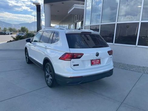 Used 2023 Volkswagen Tiguan SE AWD/4WD image 3