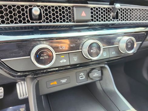 Certified 2024 Honda Civic Sport image 26