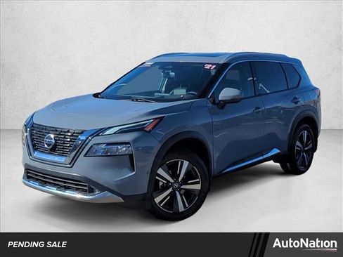 Used 2021 Nissan Rogue Platinum image 1