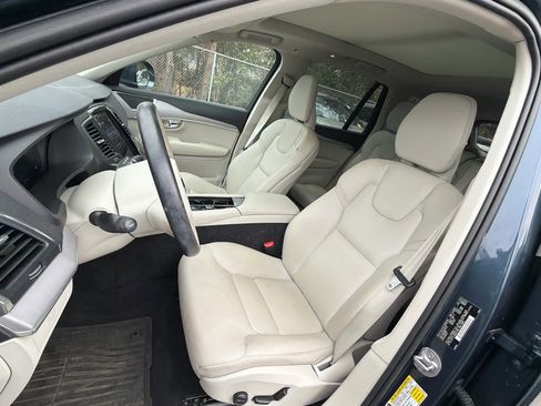 Certified 2023 Volvo XC90 B5 Core w/ Protection Package Premier image 62