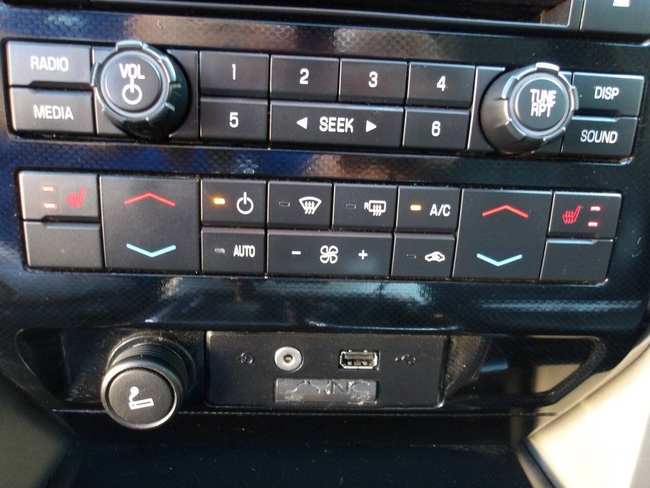 Used 2011 Ford F150 FX4 w/ FX Luxury Pkg AWD/4WD image 16