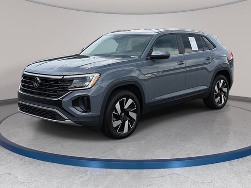 Used 2024 Volkswagen Atlas Cross Sport SE FWD image 1