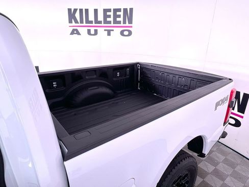 New 2026 Ford F250 XLT w/ XLT Premium Package image 23