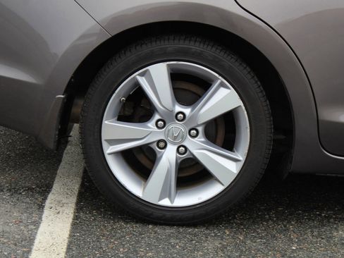 Used 2014 Acura ILX 2.0L Sedan 4D image 33