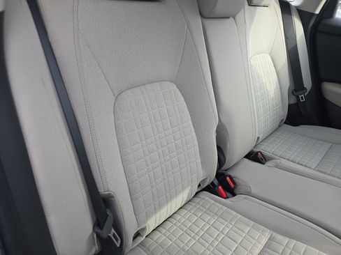 Certified 2023 Honda HR-V LX image 21