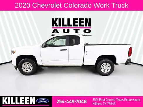 Used 2020 Chevrolet Colorado W/T image 2