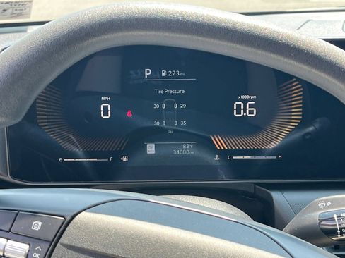 Used 2025 Kia K4 FWD image 35