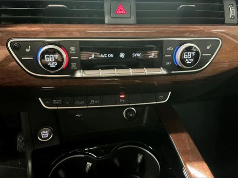 Used 2023 Audi A4 2.0T Premium w/ Convenience Package image 33