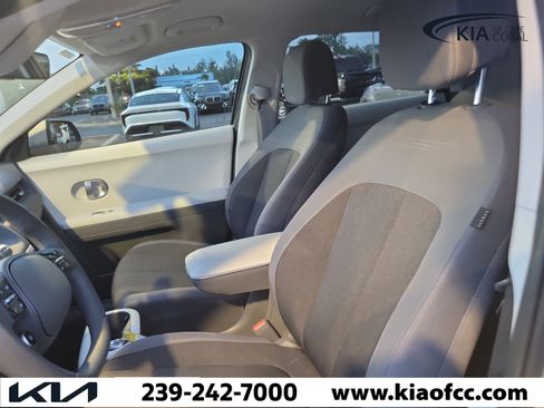 Used 2024 Hyundai Ioniq 5 SEL RWD image 23