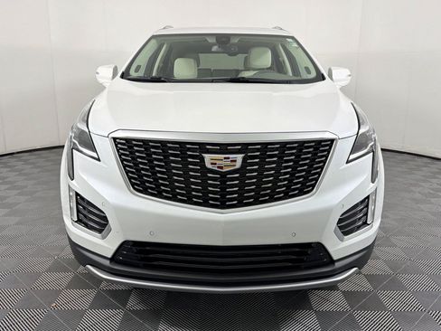 Used 2024 Cadillac XT5 Premium Luxury AWD/4WD image 2