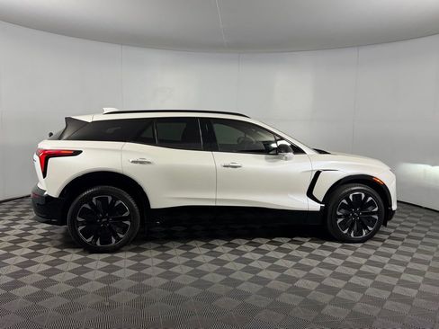 Used 2024 Chevrolet Blazer EV RS AWD/4WD image 3
