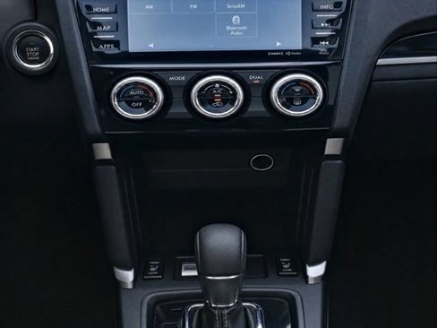 Used 2018 Subaru Forester 2.5i Touring AWD/4WD image 14