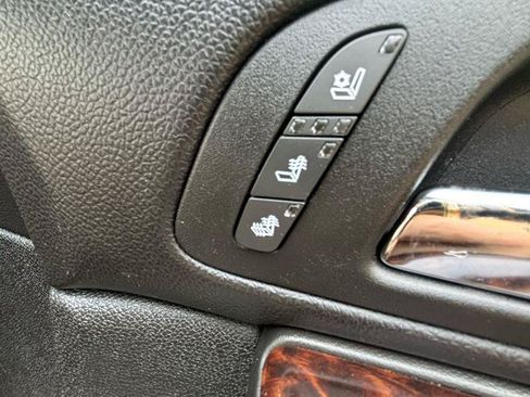 Used 2013 GMC Yukon Denali AWD/4WD image 34