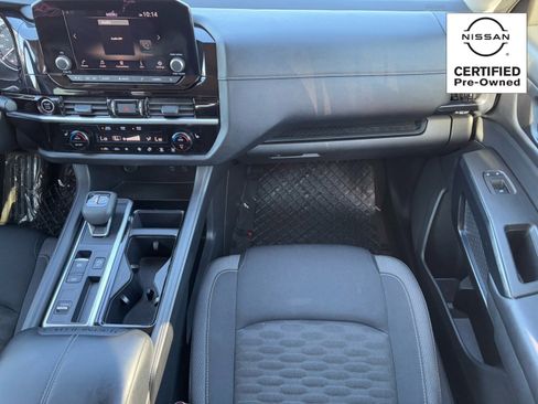 Certified 2024 Nissan Pathfinder SV image 18