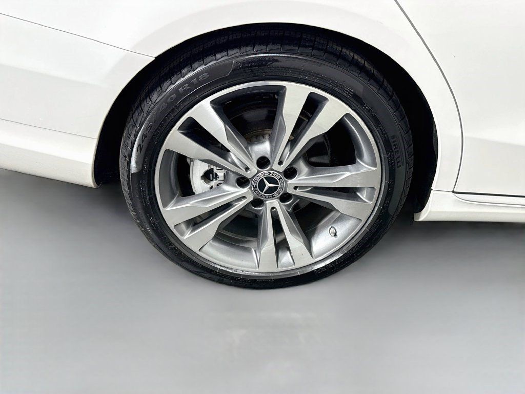 Used 2019 Mercedes-Benz C 300 Sedan w/ Premium Package image 32