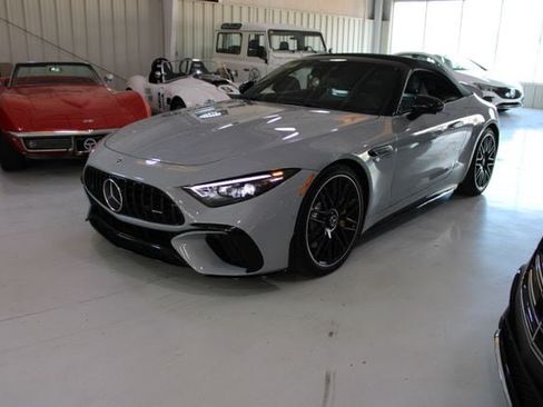 Used 2022 Mercedes-Benz SL 63 AMG 4MATIC image 43