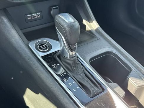 Used 2023 Nissan Sentra SV FWD image 13