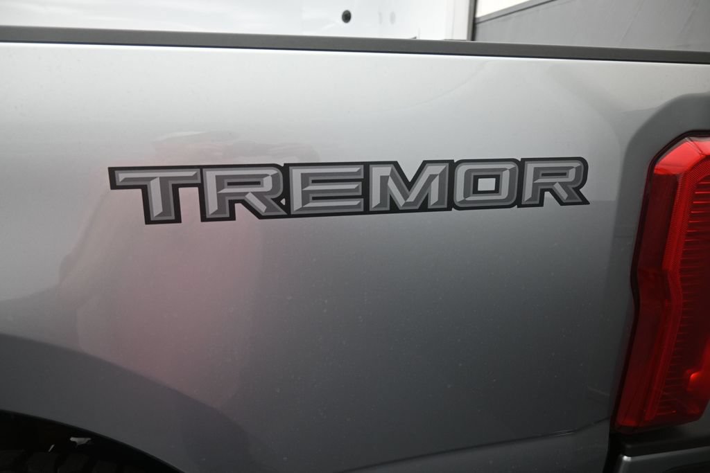 New 2027 Ford F250 XL w/ Tremor Off-Road Package AWD/4WD image 25