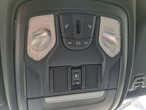 Used 2020 RAM 1500 Big Horn image 17