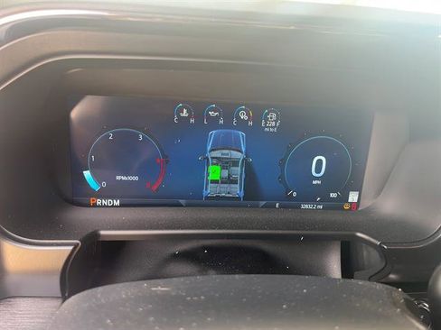 Used 2024 Ford F350 Lariat w/ Lariat Ultimate Package image 5