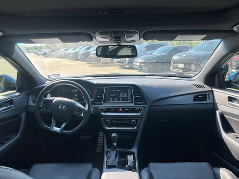 Used 2018 Hyundai Sonata Sport FWD image 18