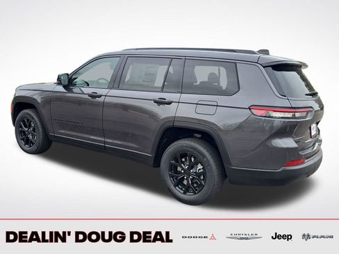 New 2026 Jeep Grand Cherokee L 4WD image 3