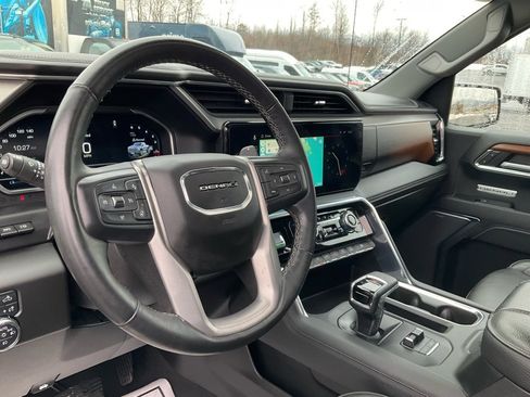 Used 2023 GMC Sierra 1500 Denali w/ Denali Reserve Package image 18