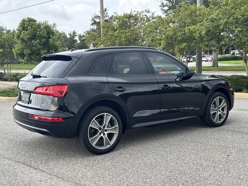Used 2020 Audi Q5 2.0T Premium Plus w/ Premium Plus Package AWD/4WD image 4