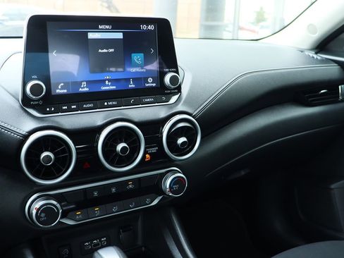 Used 2024 Nissan Sentra SV image 43