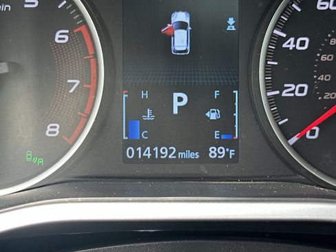 Used 2025 Mitsubishi Eclipse Cross AWD image 22