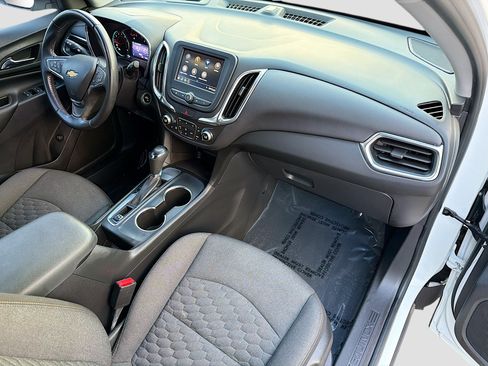 Used 2021 Chevrolet Equinox LT image 14