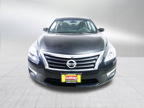Used 2015 Nissan Altima 2.5 S w/ Power Driver Seat Package image 2